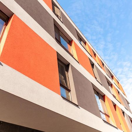 Bright 1Bdr Apartment With A Balcony Sofia Bagian luar foto