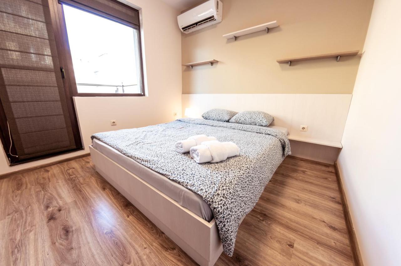 Bright 1Bdr Apartment With A Balcony Sofia Bagian luar foto