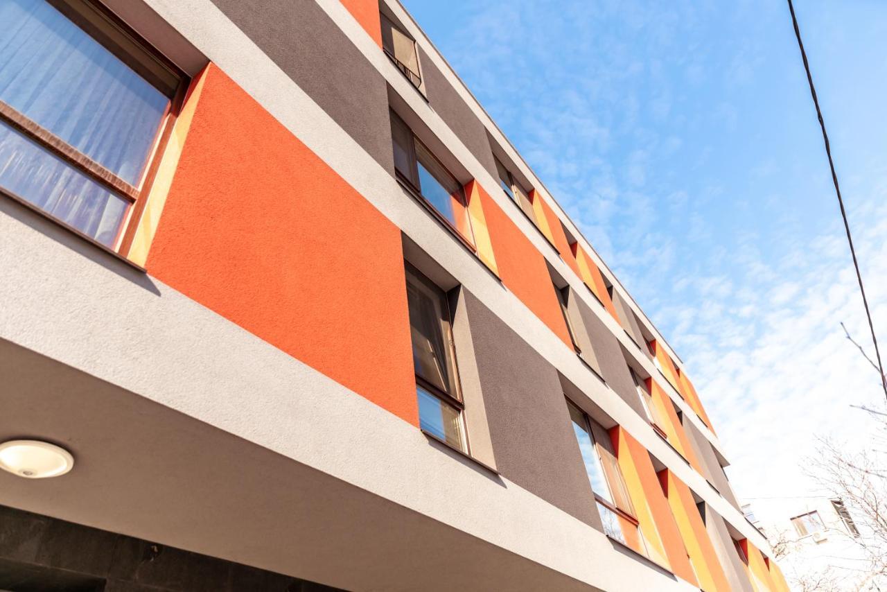 Bright 1Bdr Apartment With A Balcony Sofia Bagian luar foto